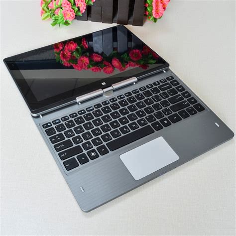 laptop 360 rotating screen.